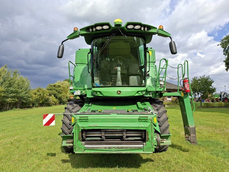 John Deere T660
