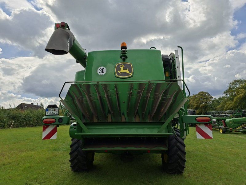 John Deere T660