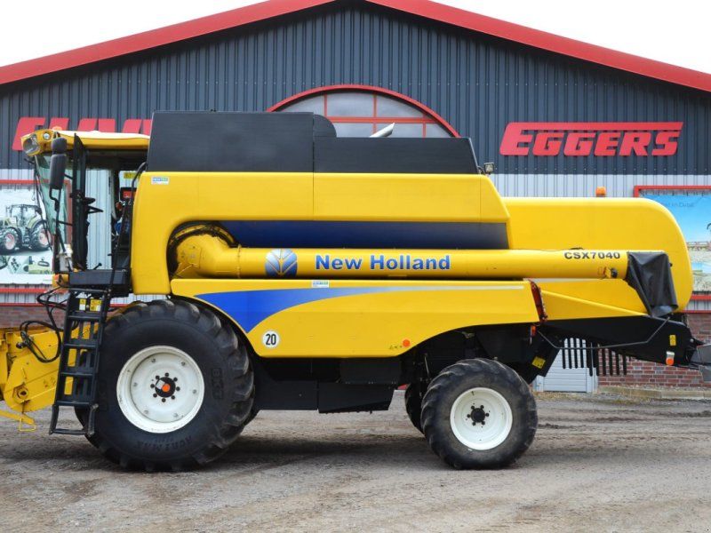 New Holland CSX 7040