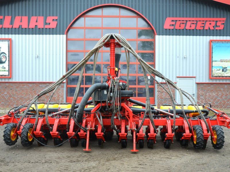 Väderstad Tempo 12 + FH 2200