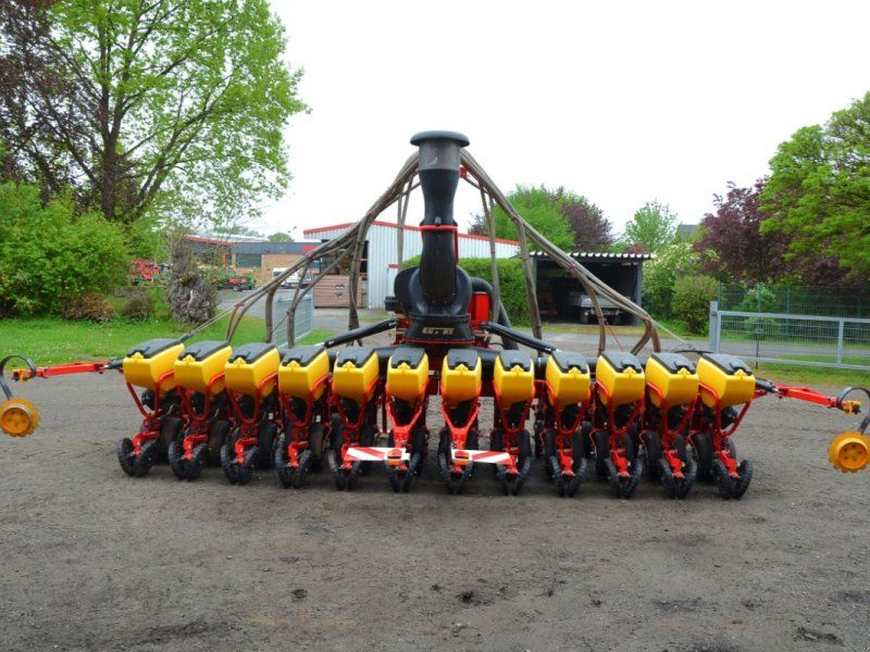 Väderstad Tempo 12 + FH 2200