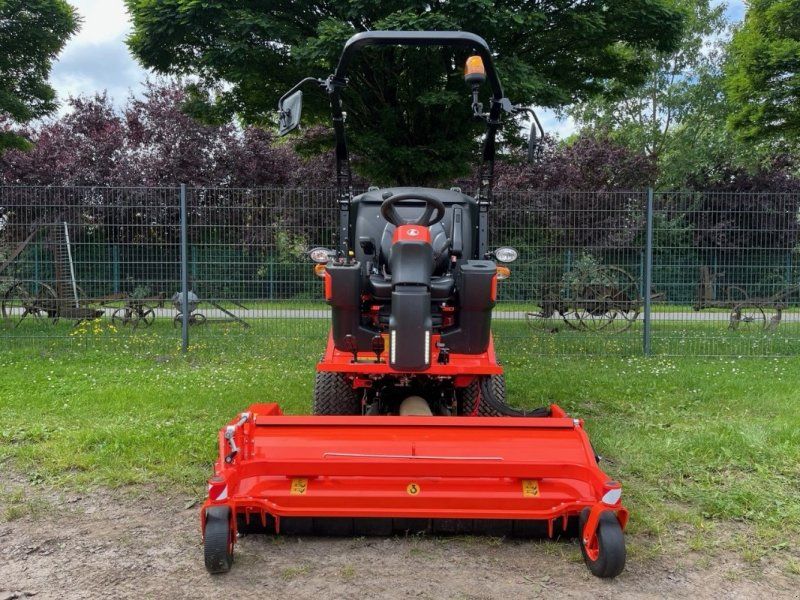 Kubota FC3-261