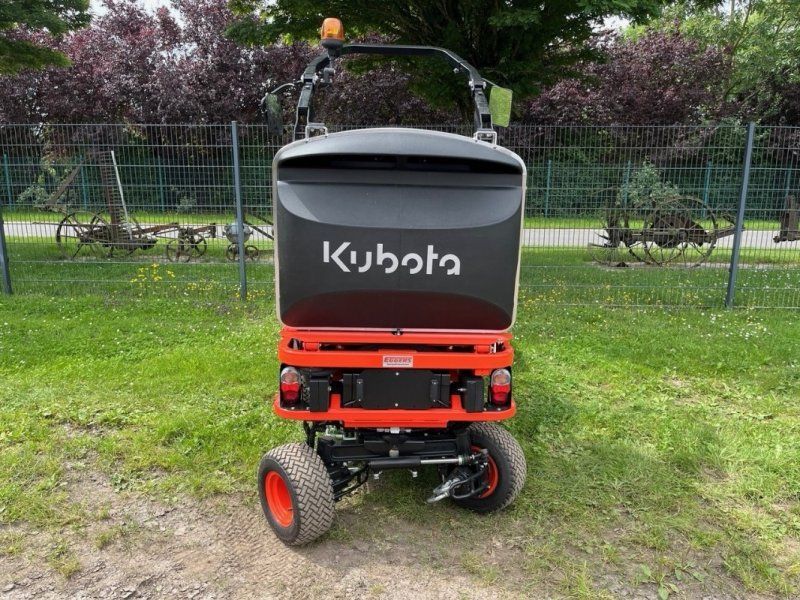 Kubota FC3-261