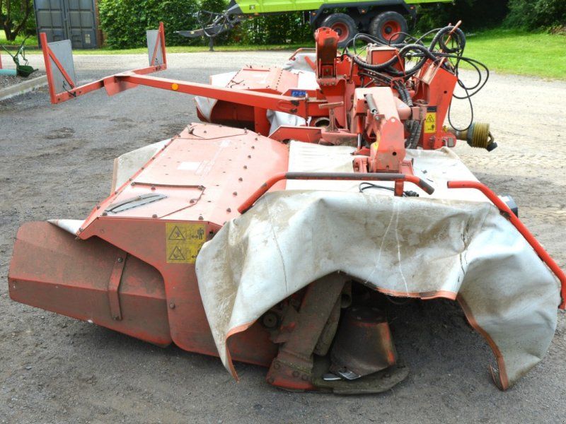 Kuhn FC 813 Lift Control