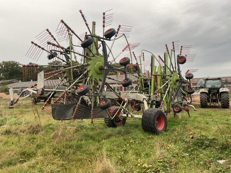 Claas Liner 4000