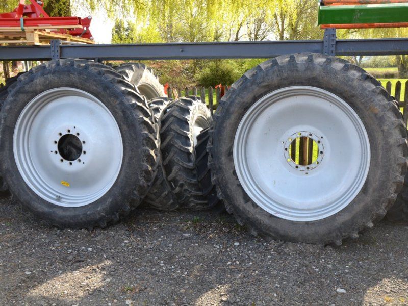 Galaxy 380/90 R46 Earth Pro