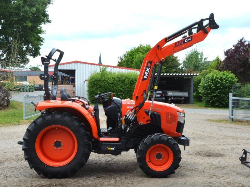 Kubota L1-452 DHW
