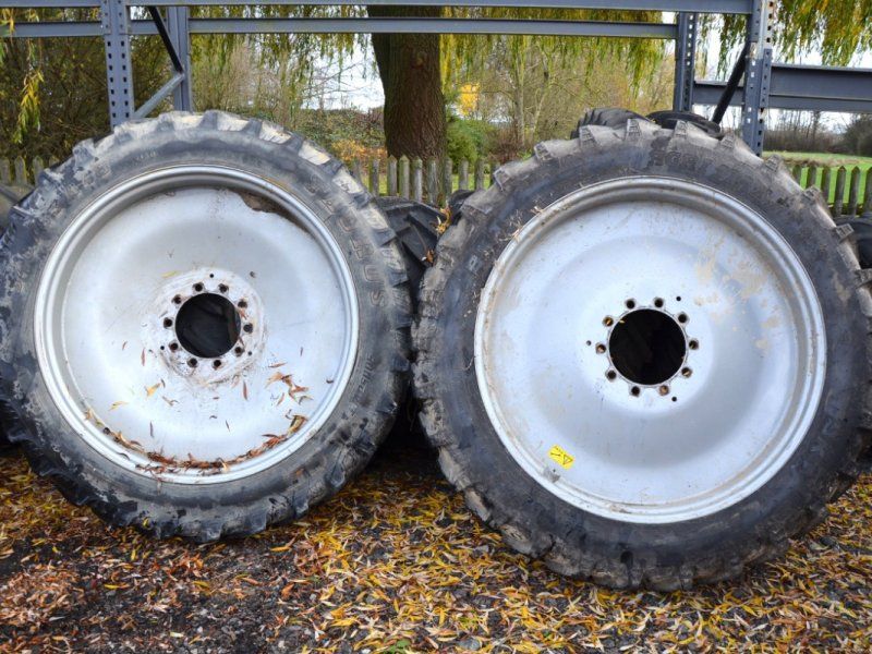 Continental 320/90R32 und 340/85R48 2,25m