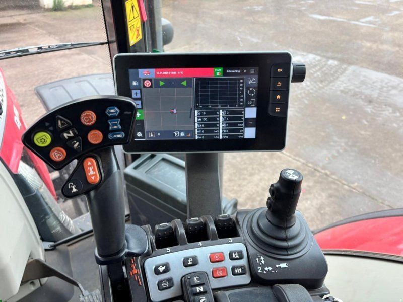 Massey Ferguson 8735 S Dyna VT