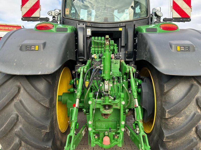 John Deere 6250R CommandPRO