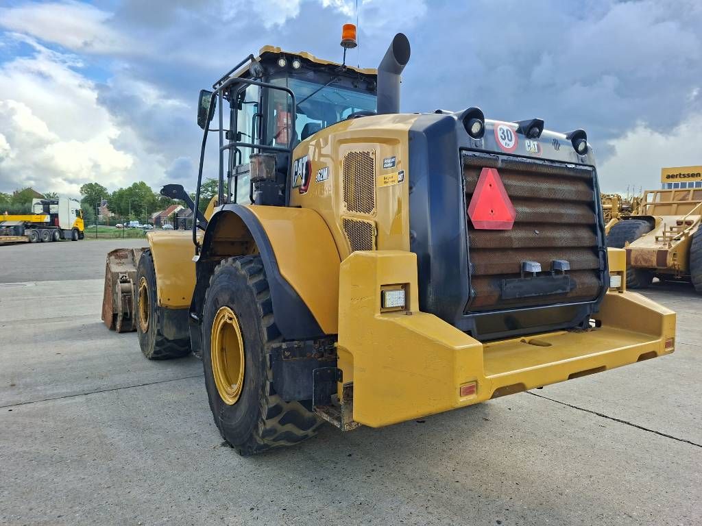 CAT 962M