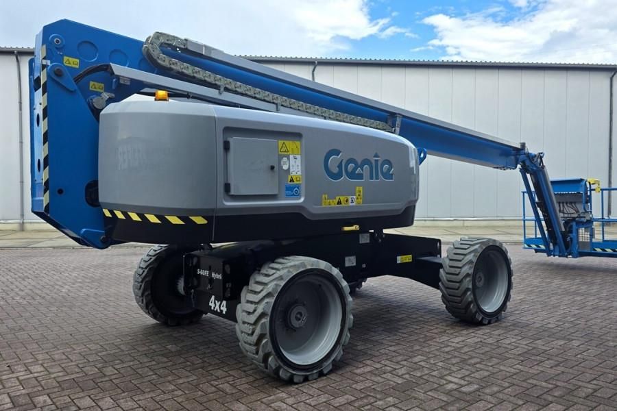 Genie S60FE Hybrid, 4x4 Drive, 20.6m Working Height, 12.