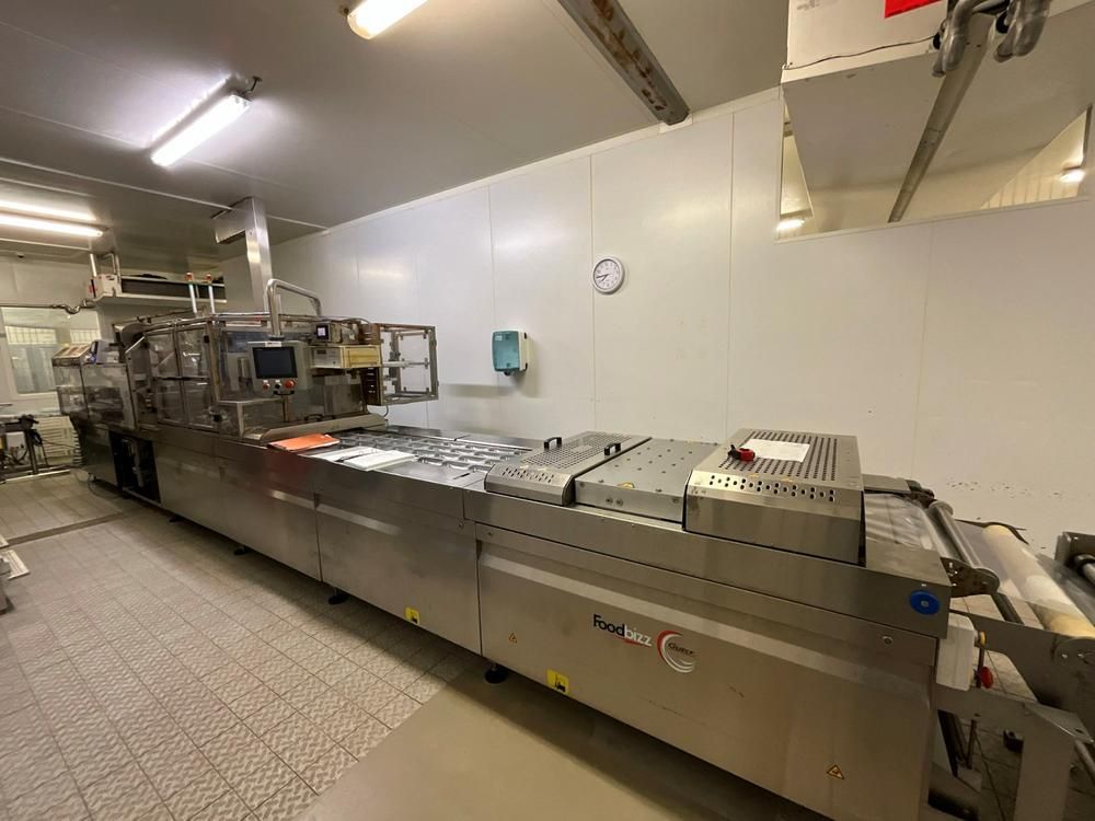 2015 GUELT TH3000 Thermoforming Packaging Machine