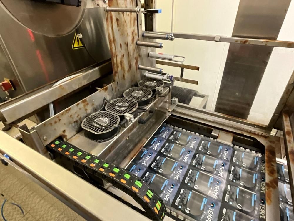 2015 GUELT TH3000 Thermoforming Packaging Machine