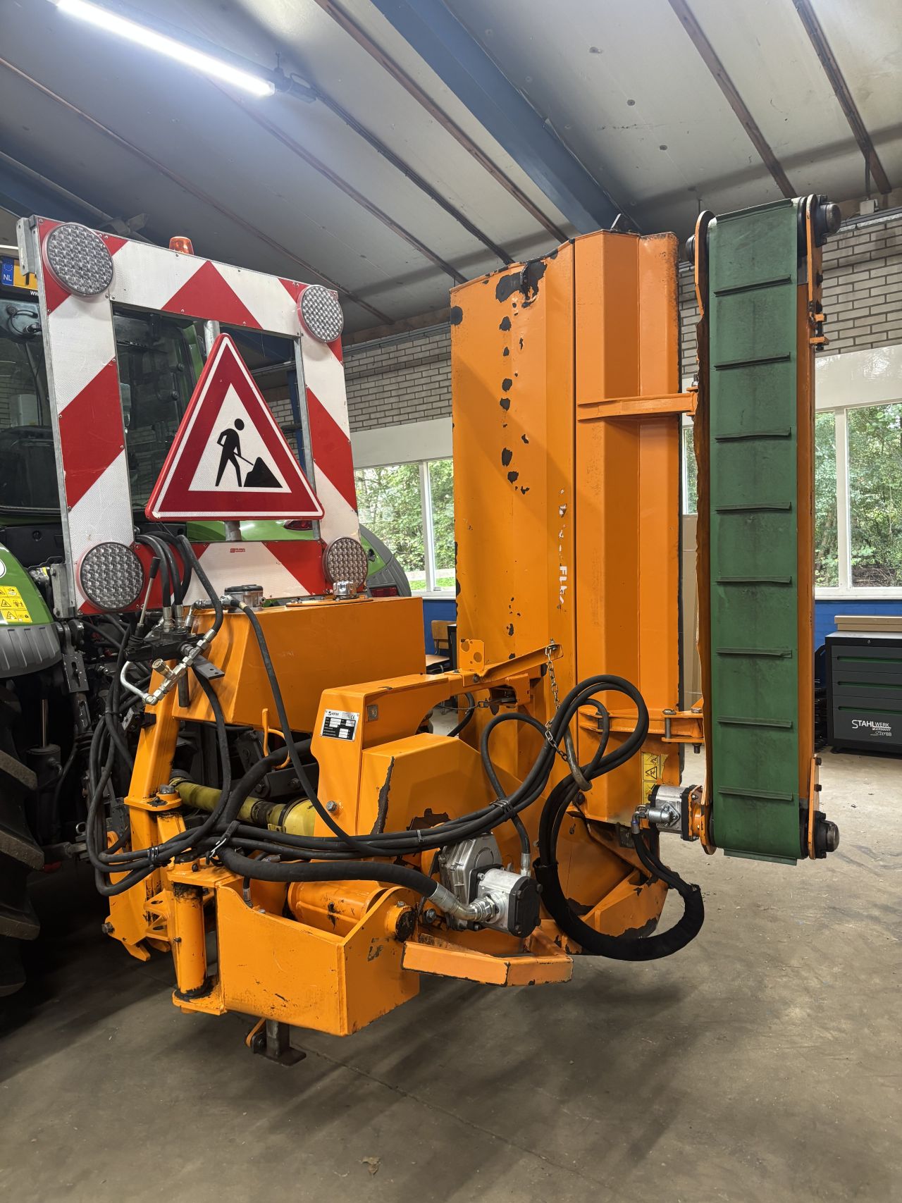 Votex jumbo flex 190 klepelmaaier met afvoerband