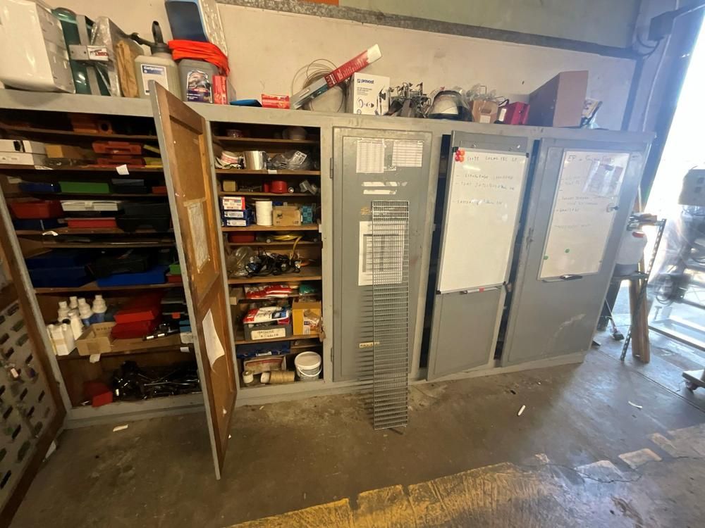 Workshop cabinets (4)
