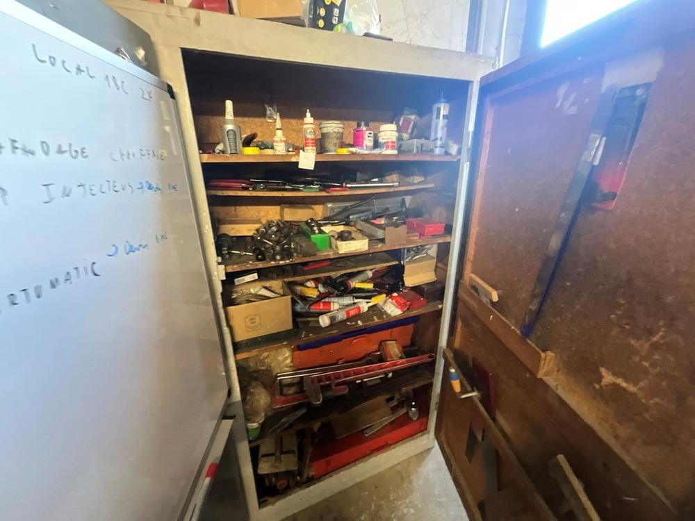 Workshop cabinets (4)