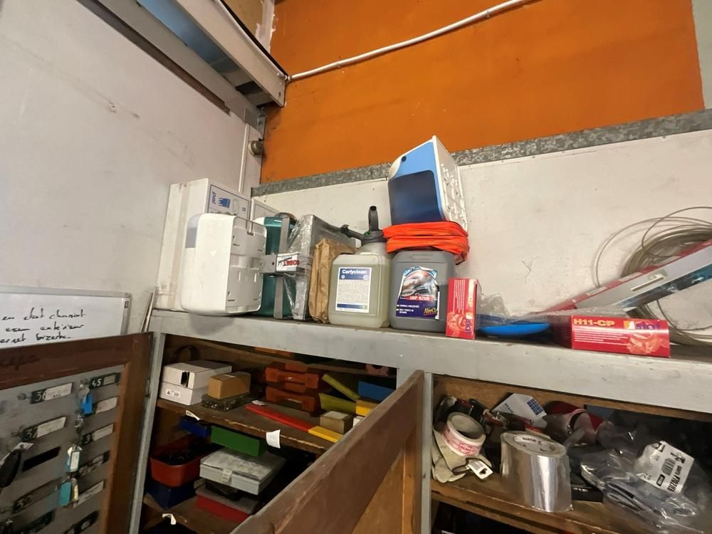 Workshop cabinets (4)