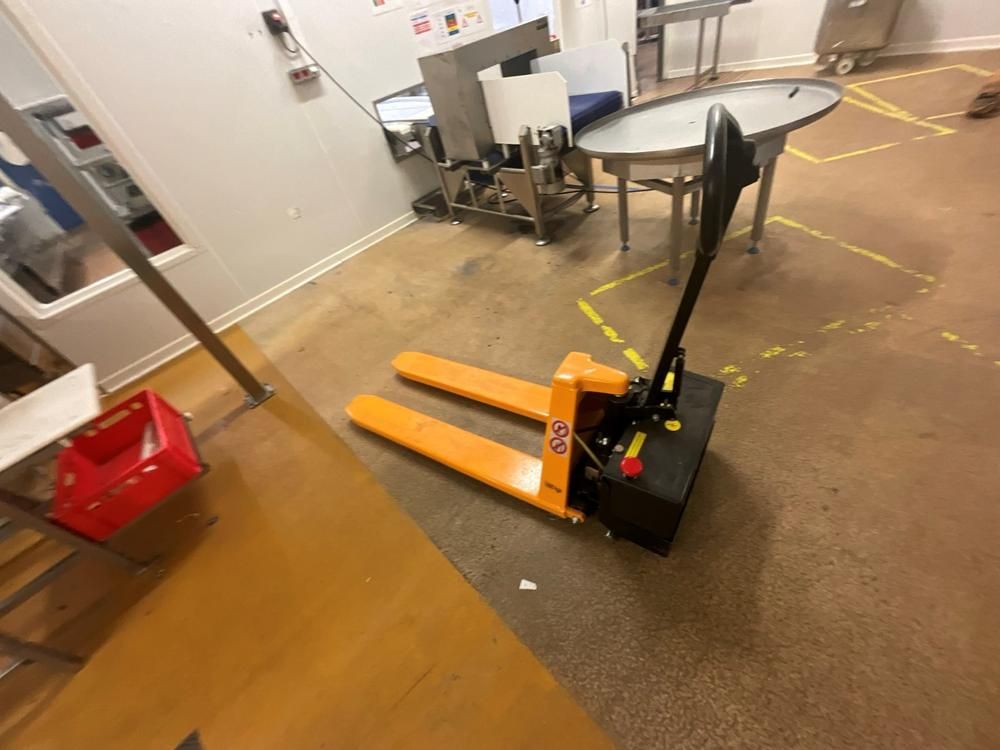 Electric Pallet Truck