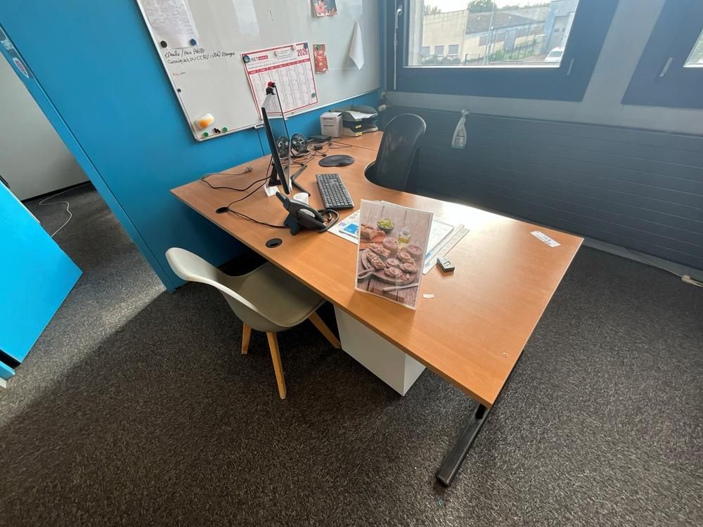 2015 Samsung S34J550WQR Corner Desk