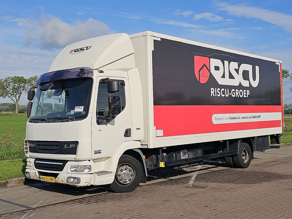 DAF LF 45.180 bakwagen laadklep