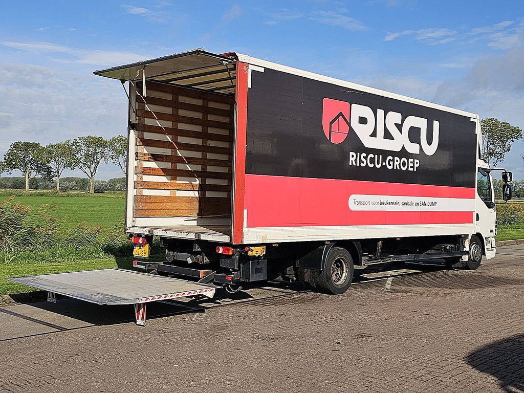 DAF LF 45.180 bakwagen laadklep