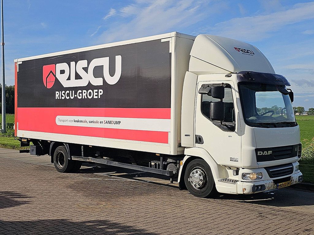 DAF LF 45.180 bakwagen laadklep
