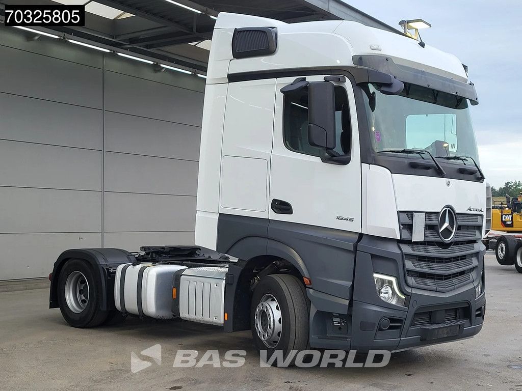 Mercedes Actros 1845 4X2 BigSpace 2xTanks Navi