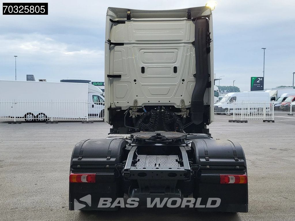 Mercedes Actros 1845 4X2 BigSpace 2xTanks Navi