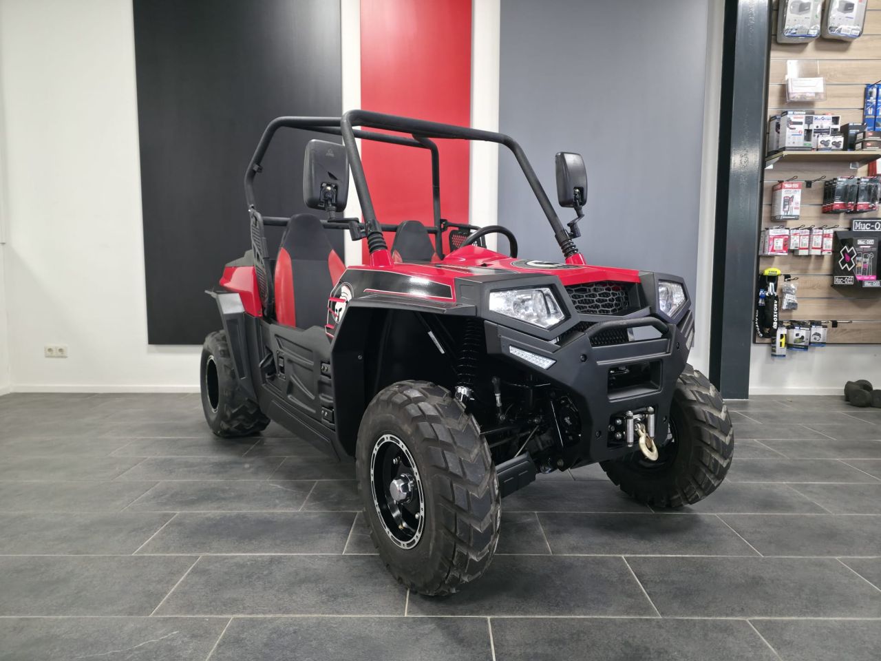 Hisun Strike 250 cc met landbouwkenteken (2020) - Kinderbuggy