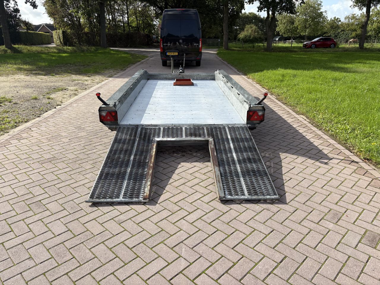 Hulco 3500 kg aanhanger met oprijklep