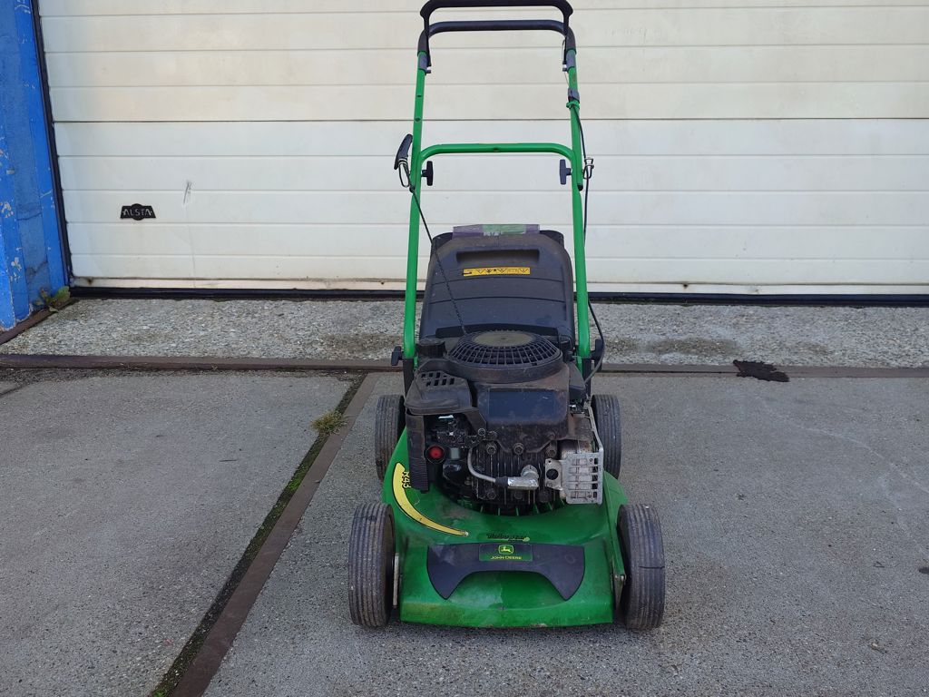 John Deere R43