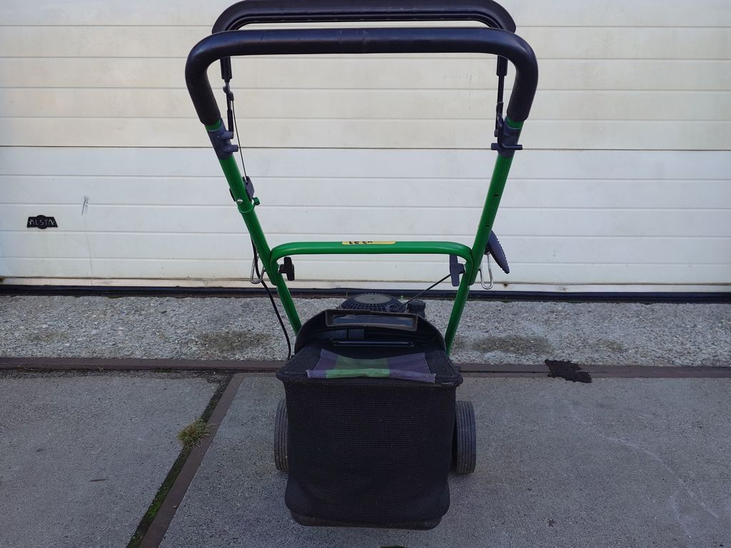 John Deere R43