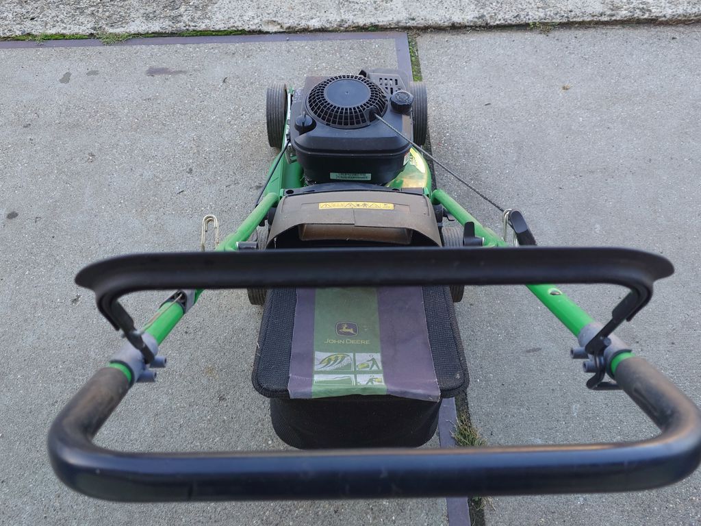 John Deere R43