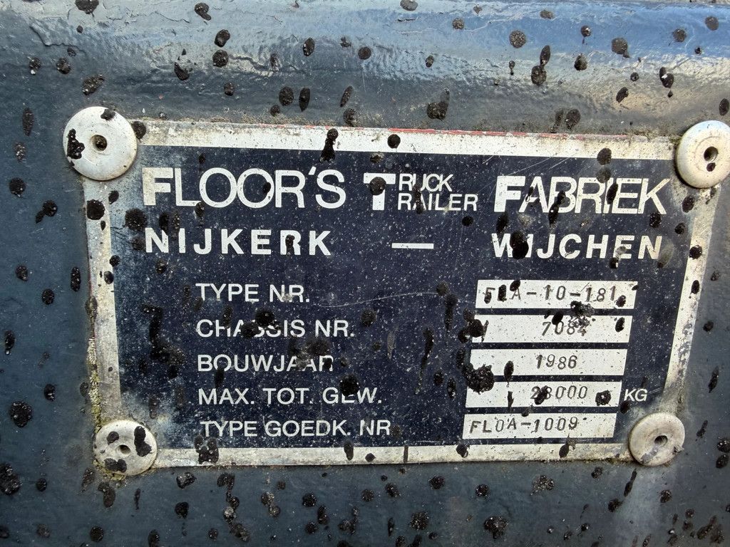 Floor FLA-10-181 Wegenbouw Splitverdeler + RVS Tank Hatzmotor 3 asser