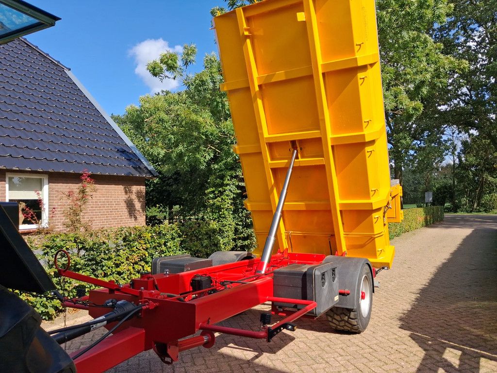 Veenhuis ONBEKEND 10 ton kipper-bakkenwagen hydro geremd deuren
