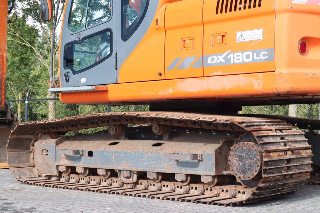Doosan DX180LC | BUCKET | CW QUICK COUPLER