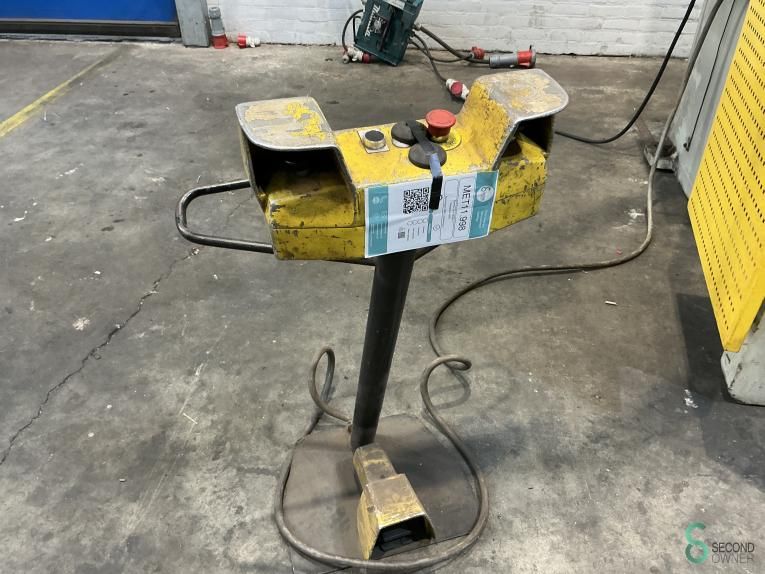 Press brakes Durma HAP 30200 2002