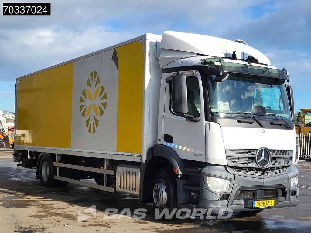 Mercedes Antos 2124 4X2 8,65m Box 2t Tailgate Automatic Euro 6