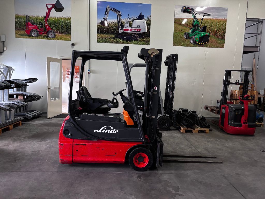 LINDE E14-2 elektrische heftruck TRIPLO / FREELIFT / SIDESHIFT