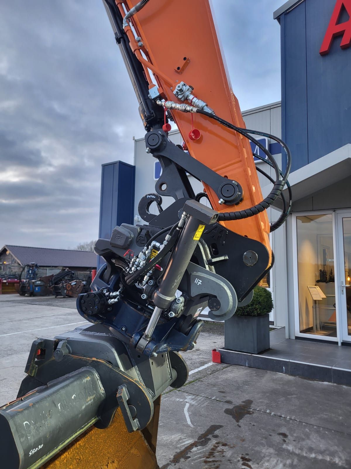 Develon DX140LCR-7