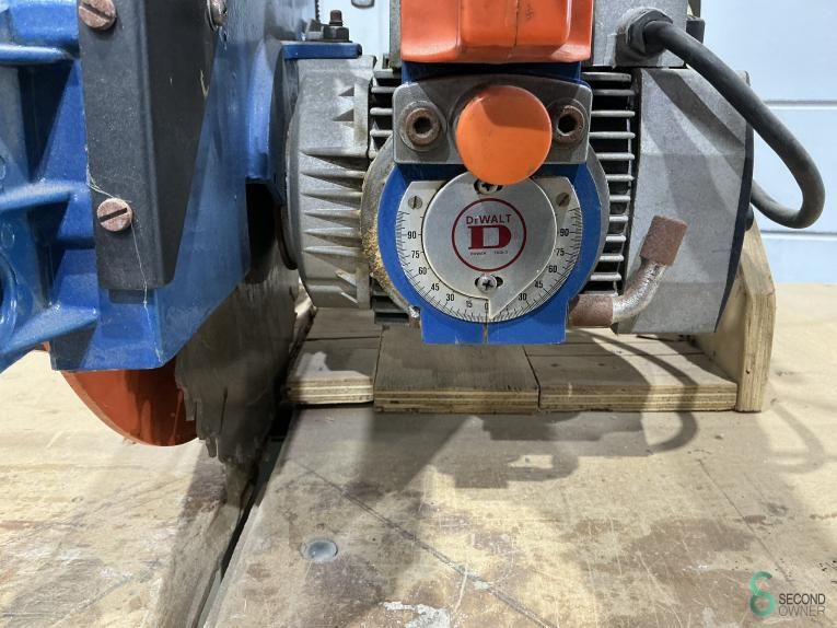 Radial arm saws Dewalt 1370 1984