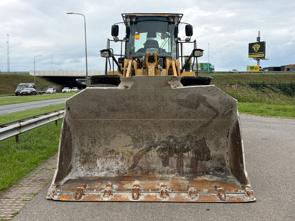 Caterpillar 966K