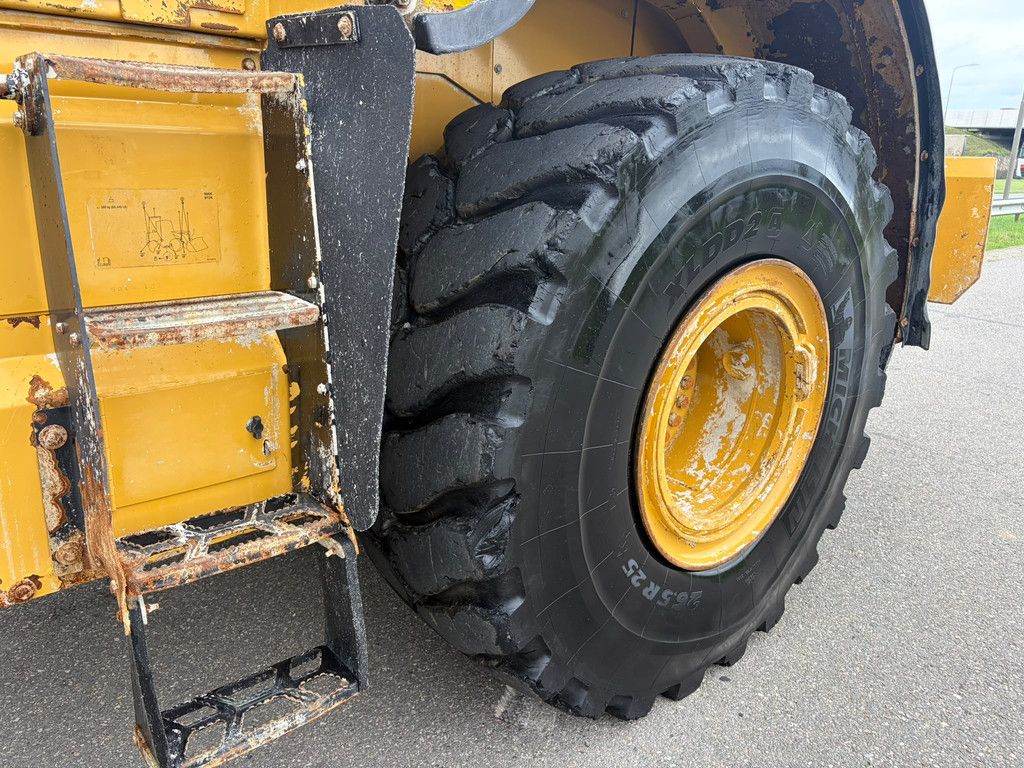 Caterpillar 966K
