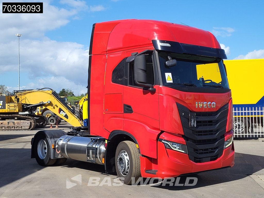 Iveco S-Way S-Way NP 460 4X2 LNG! Retarder 2xTanks Standklima ACC Navi
