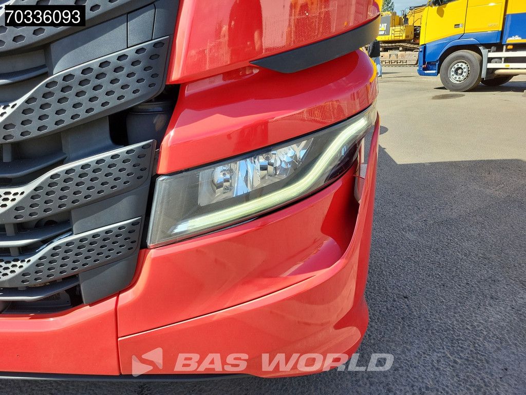 Iveco S-Way S-Way NP 460 4X2 LNG! Retarder 2xTanks Standklima ACC Navi