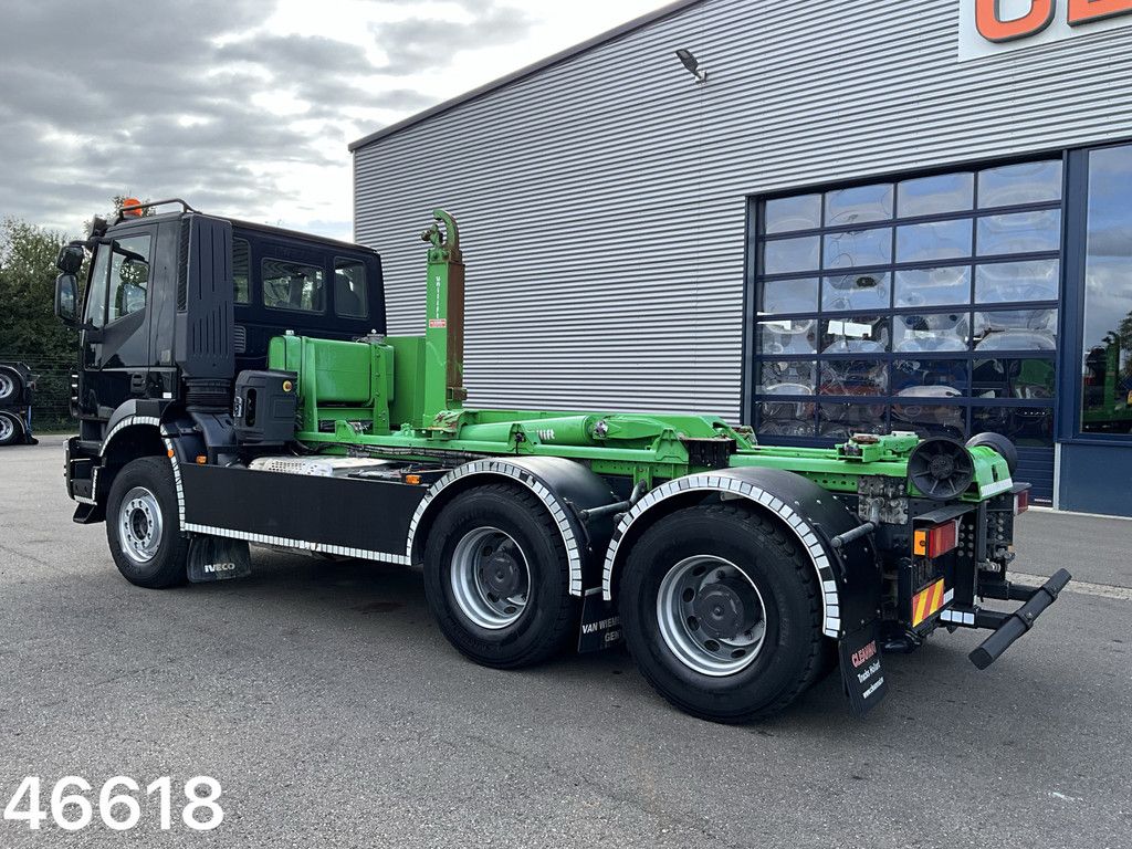 Iveco Trakker AD260T45 6x4 21 Ton haakarmsysteem Just 48.470 km!
