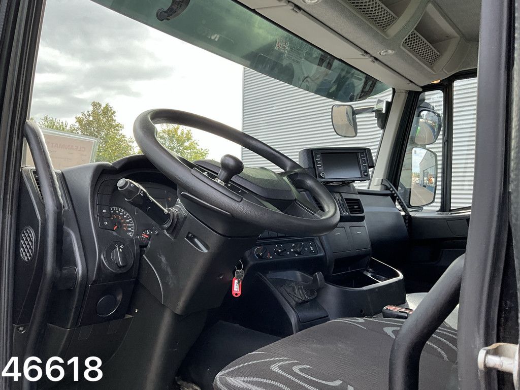 Iveco Trakker AD260T45 6x4 21 Ton haakarmsysteem Just 48.470 km!