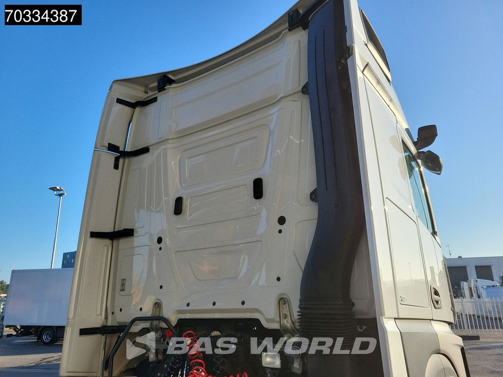 Mercedes Actros 1845 4X2 StreamSpace Retarder APK 02-2027 Standklima ACC Navi
