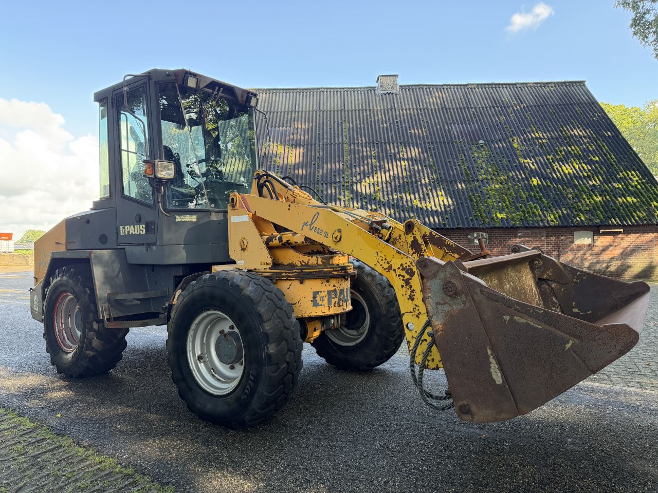 Paus 652 SL zwenklader shovel